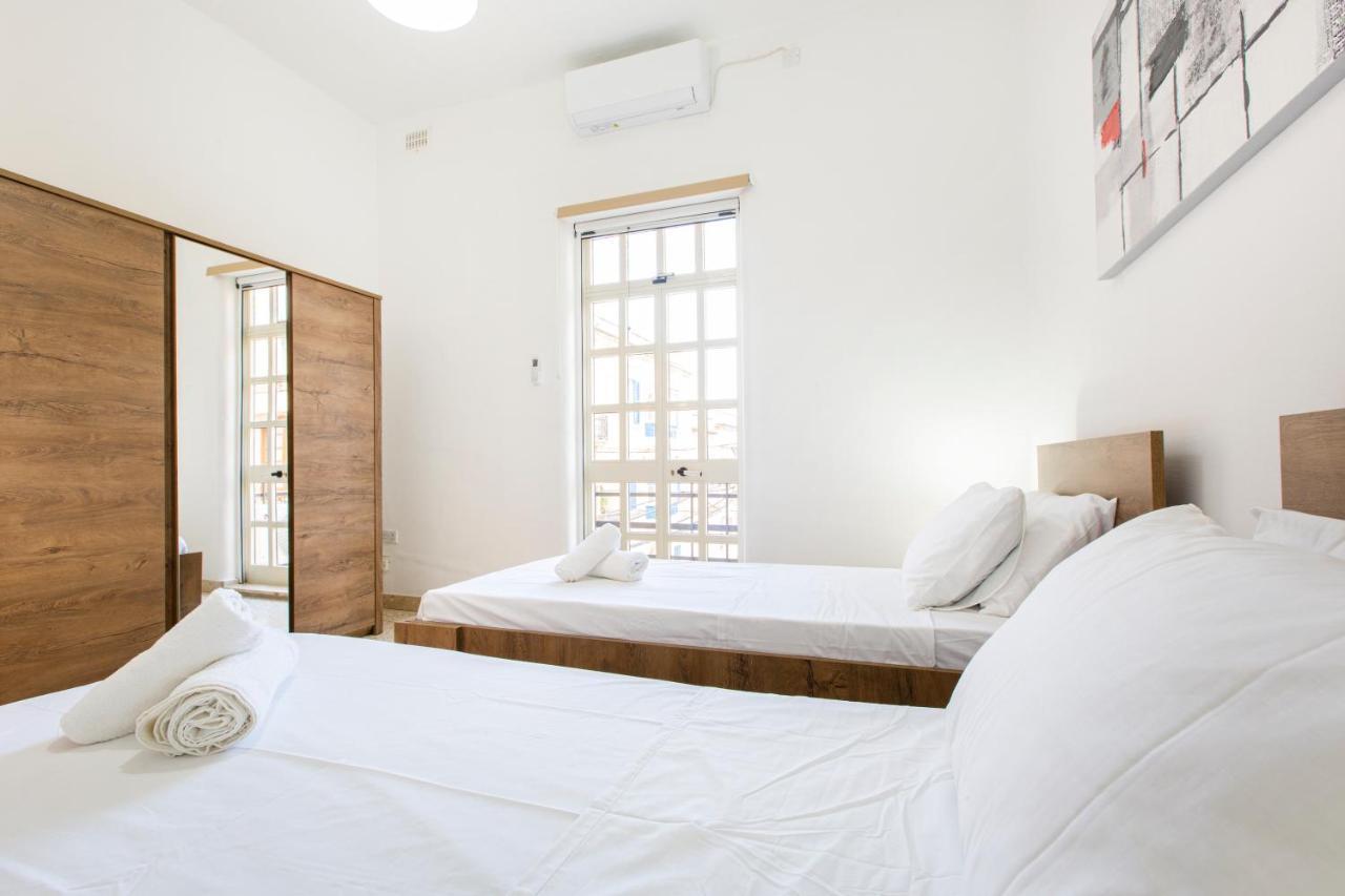 Sliema Lovely Flat-Hosted By Sweetstay Ngoại thất bức ảnh